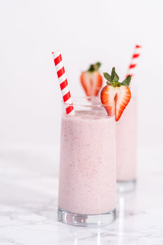 Nausea-Relief Strawberry Banana Smoothie for Pregnancy (Great for First Trimester!!)
